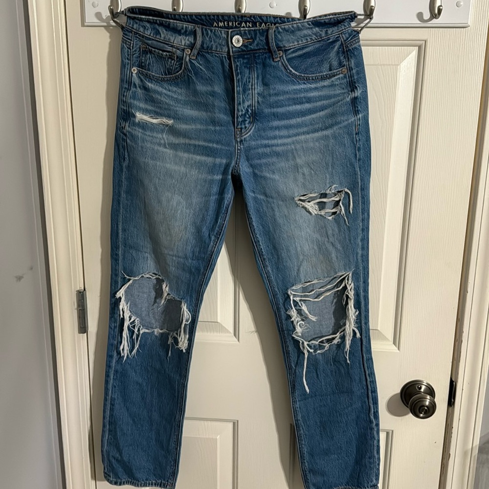 Size 4 Ripped American eagle jeans